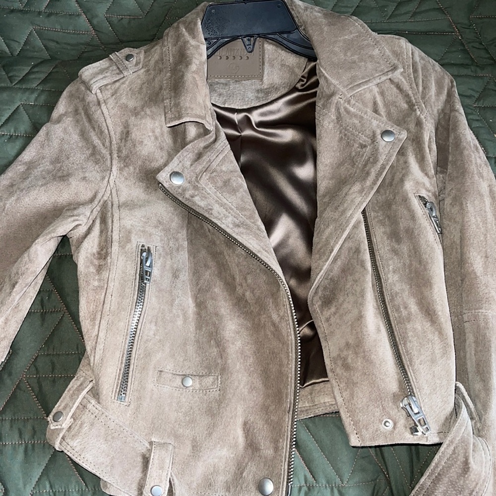 Never worn, excellent condition, suede Jacket